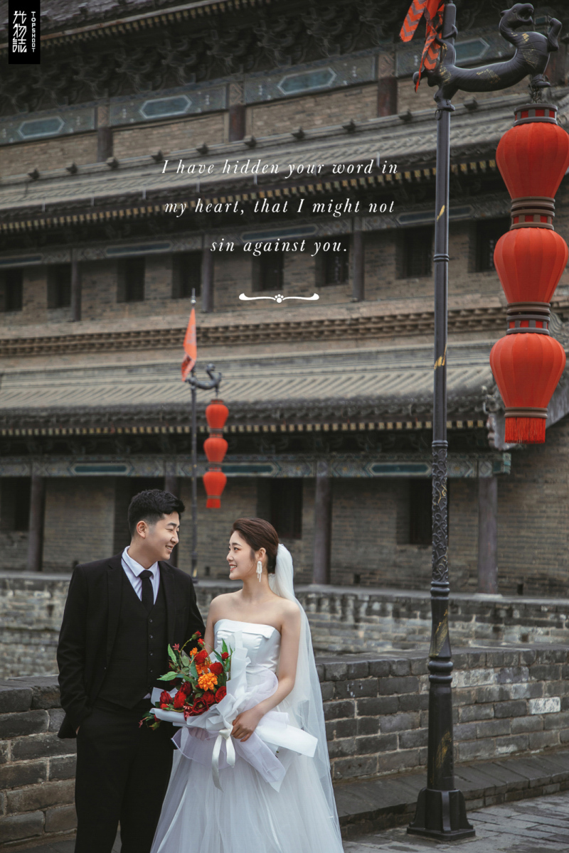新鲜出炉:)吴昊先生陈倩女士青春印记婚纱照、怀旧复古、、、婚纱照