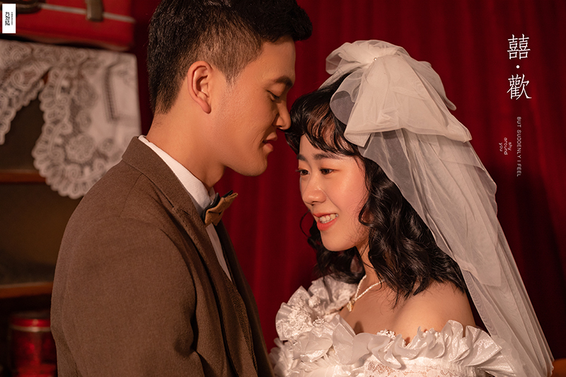 极致情绪！张春辉先生李倩女士复古民国风婚纱照、极简棚拍、、、婚纱照