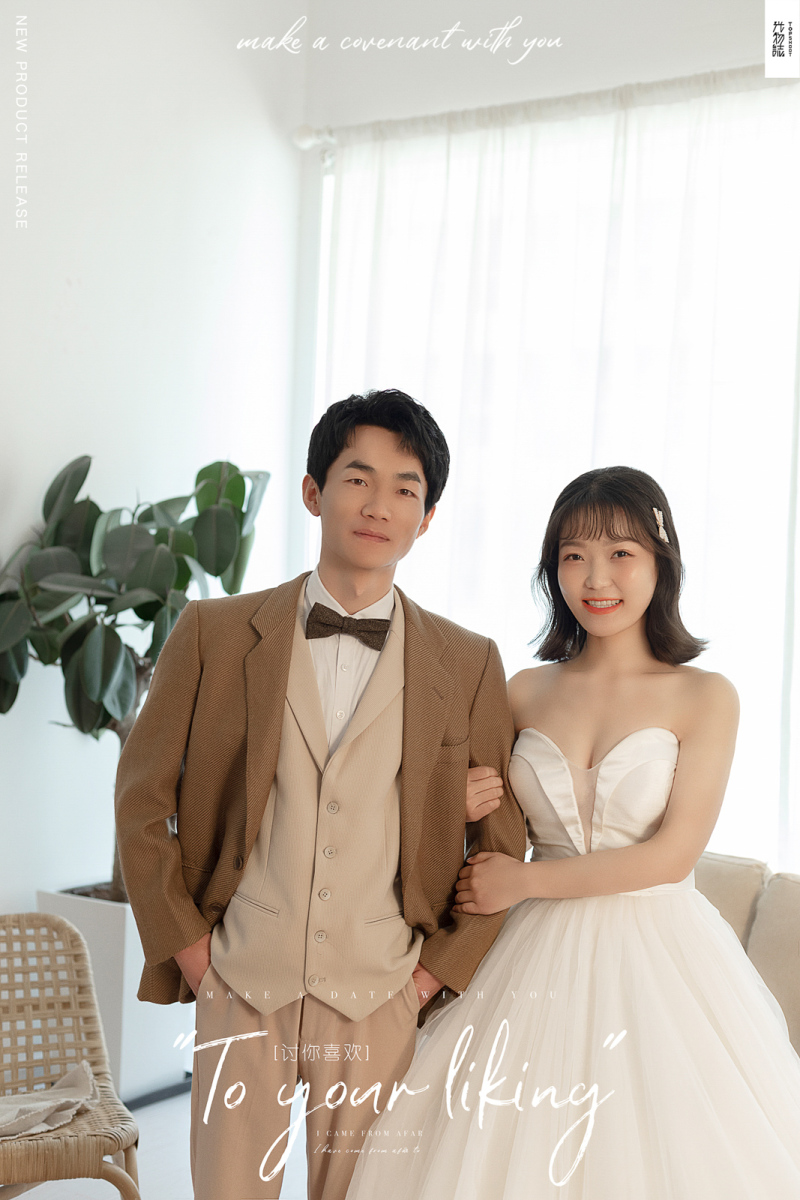 今日婚纱OOTD.程渊博先生李姣姣女士你的甜蜜婚纱照、极简棚拍、、、婚纱照