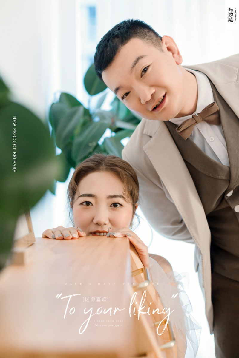 幸福感爆棚李航先生小琼女士甜蜜新鲜式婚纱照、极简棚拍、、、婚纱照