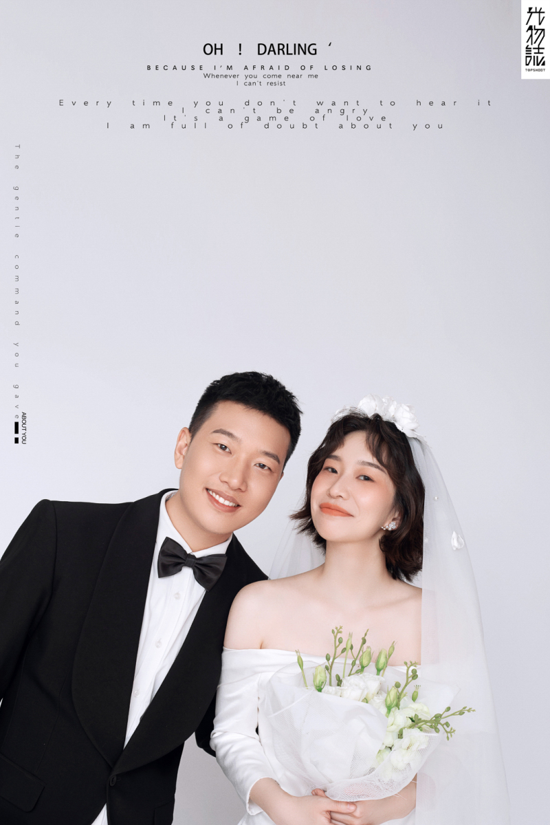 幸福感爆棚侯磊先生李楠女士甜蜜新鲜式婚纱照、极简棚拍、、、婚纱照