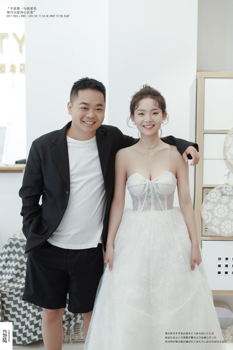 极致情绪！李政海先生史婷婷女士青春印记婚纱照、极简棚拍、、、婚纱照