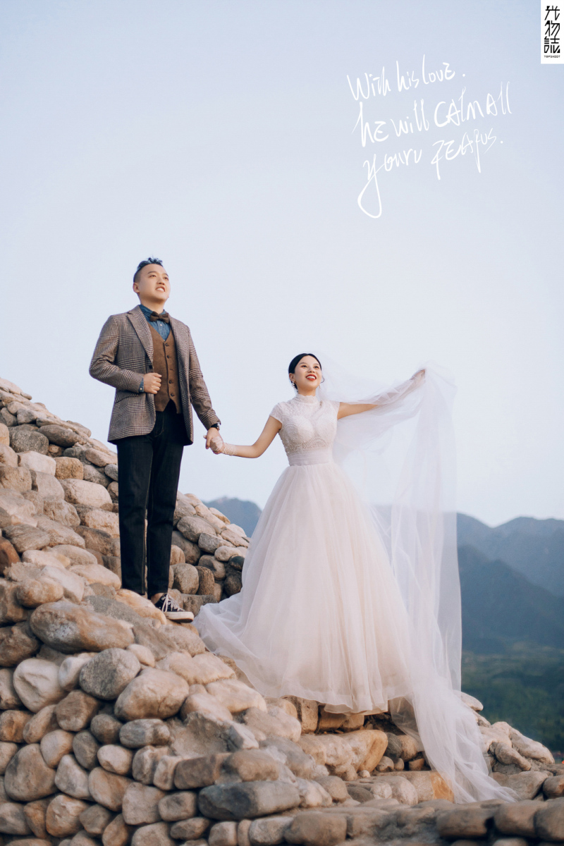 极致情绪！冯楠先生韩小暖女士你的甜蜜婚纱照、极简棚拍、、、婚纱照