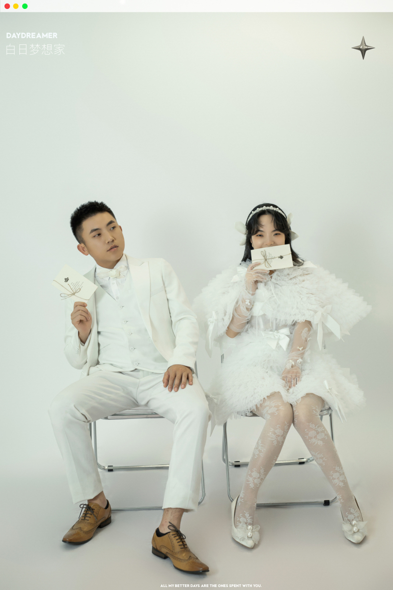 小小小清新:)曹建军先生罗青青女士简约高级感婚纱照、极简棚拍、、、婚纱照