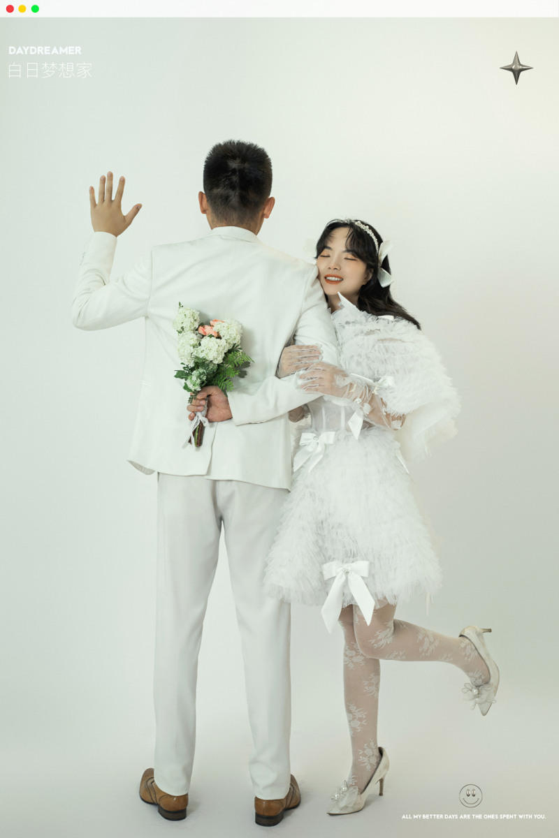 小小小清新:)曹建军先生罗青青女士简约高级感婚纱照、极简棚拍、、、婚纱照