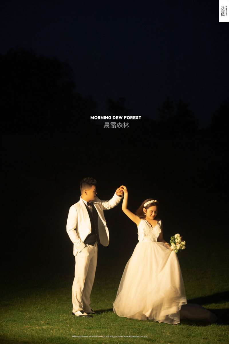 极致情绪！郝鹏康先生段思妍女士青春印记婚纱照、极简棚拍、、、婚纱照