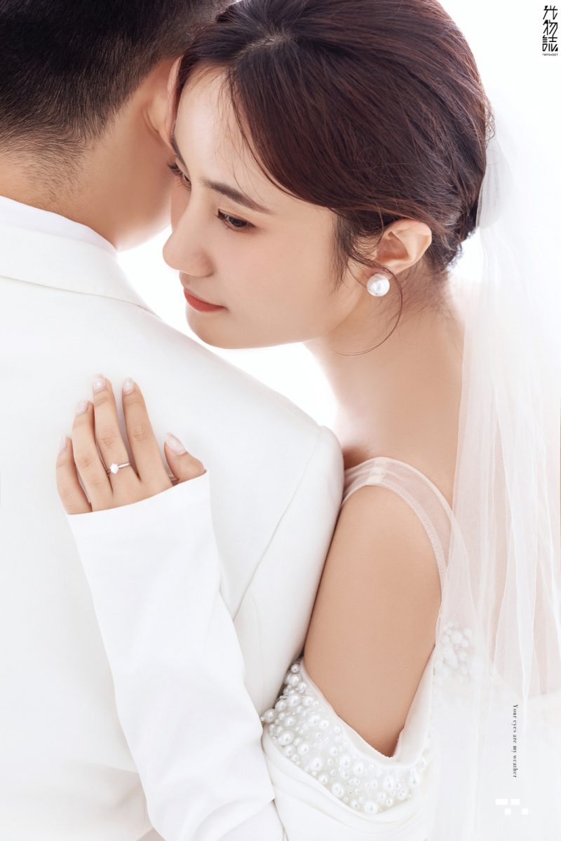 张照青先生赵文静女士高定仪式感婚纱照、极简棚拍  极简棚拍、、、婚纱照