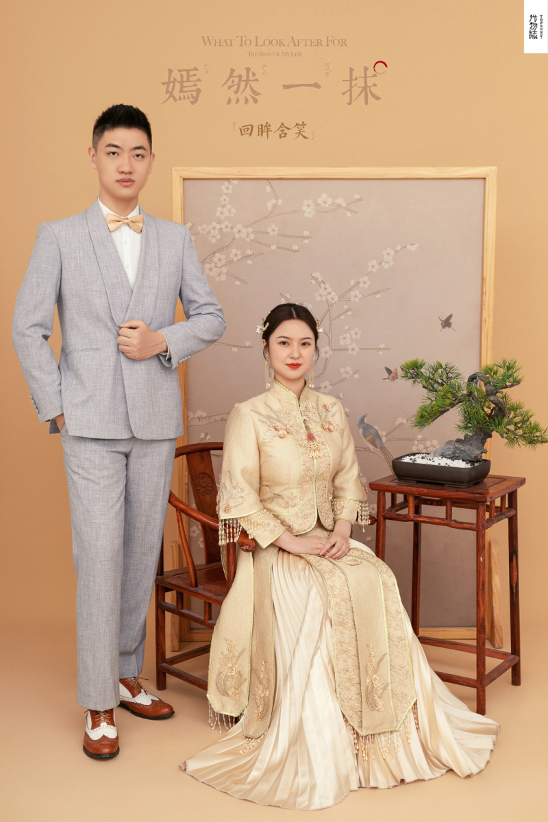 今日婚纱OOTD.贾路文先生尚甜女士你的甜蜜婚纱照、极简棚拍、、、婚纱照