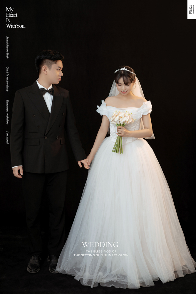 炒鸡甜~汪彦旭先生师宁女士高定仪式感婚纱照、极简棚拍、、、婚纱照