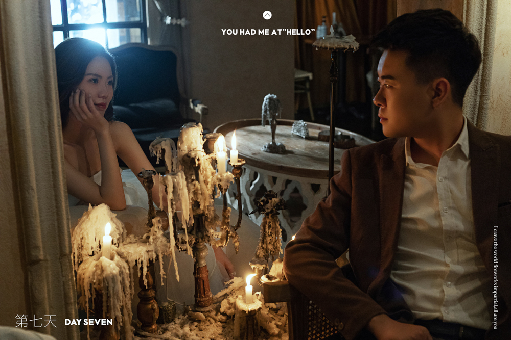 极致情绪！何奇恩先生李佳蕾女士你的甜蜜婚纱照、极简棚拍  氛围森系、、、婚纱照
