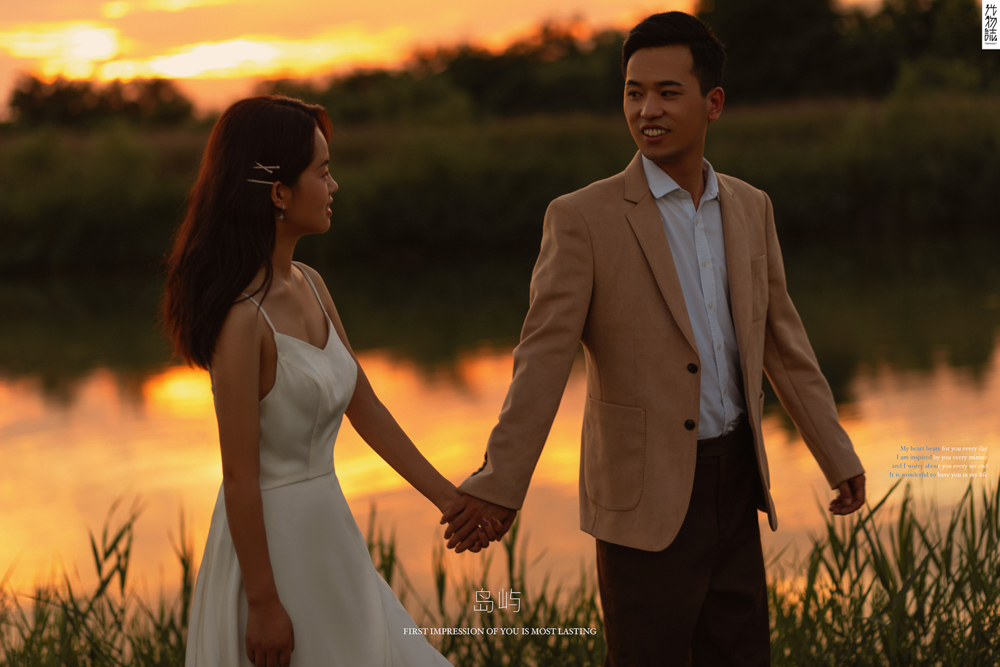 可甜可爱da王泽钰先生王文娟女士你的甜蜜婚纱照、极简棚拍、、、婚纱照