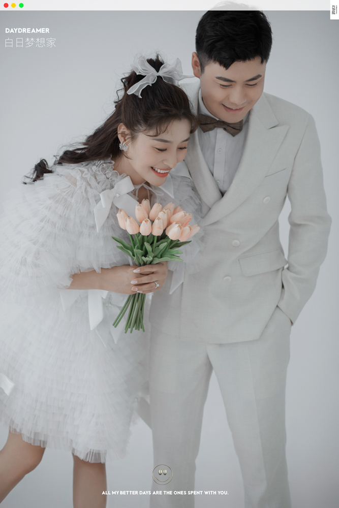 极致情绪！李川先生王梅女士你的甜蜜婚纱照、极简棚拍、、、婚纱照