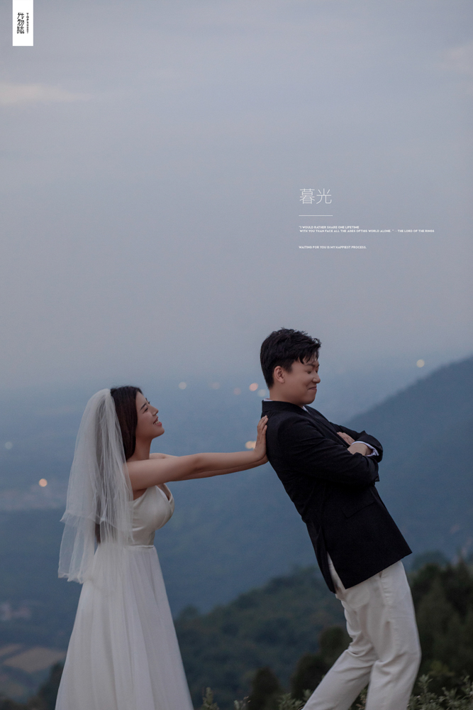 极致情绪！张雨嘉先生黄一锦女士浪漫情绪婚纱照、极简棚拍、、、婚纱照