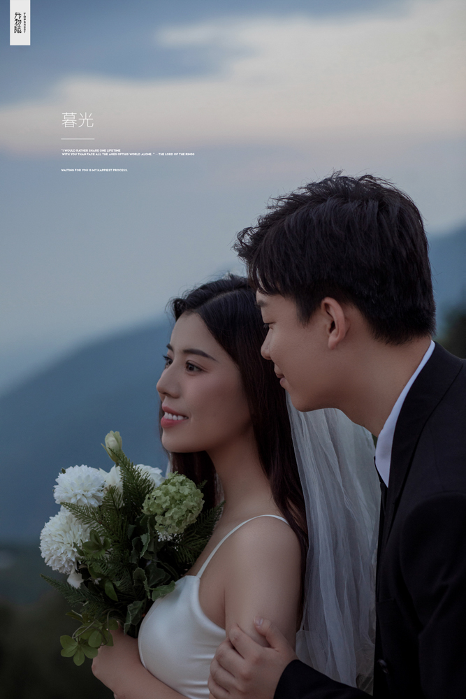 极致情绪！张雨嘉先生黄一锦女士浪漫情绪婚纱照、极简棚拍、、、婚纱照