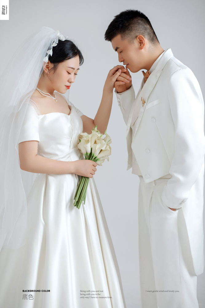 极致情绪！刘宇超先生王星女士你的甜蜜婚纱照、极简棚拍、、、婚纱照