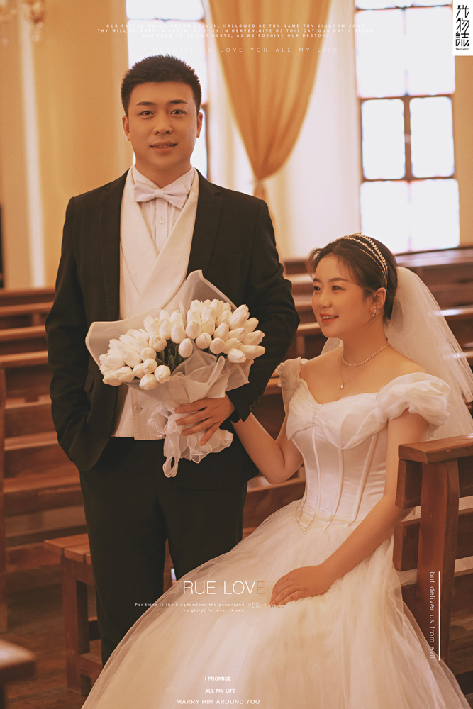 宝藏情侣~何凡先生来甜女士高定仪式感婚纱照、极简棚拍、、、婚纱照