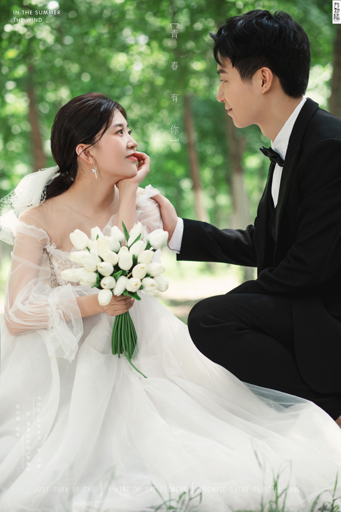 满满狗粮~李震先生张聪女士甜美系婚纱照、极简棚拍、、、婚纱照
