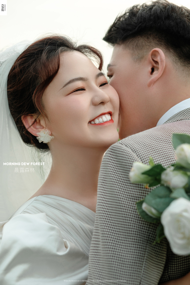 极致情绪！董乐先生叶晓雯女士青春印记婚纱照、怀旧复古、、、婚纱照