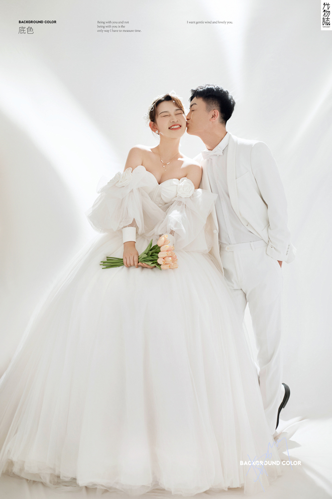 炒鸡甜~李鹏先生王璐女士你的甜蜜婚纱照、极简棚拍、、、婚纱照