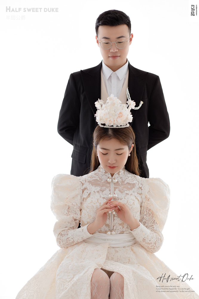 炒鸡甜~ 邓宇泽先生李可欣女士高定仪式感婚纱照、极简棚拍、、、婚纱照