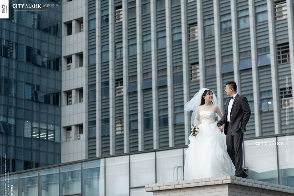 炒鸡甜~郑胜海先生项婷婷女士又年轻，又有爱婚纱照、怀旧复古、、、婚纱照