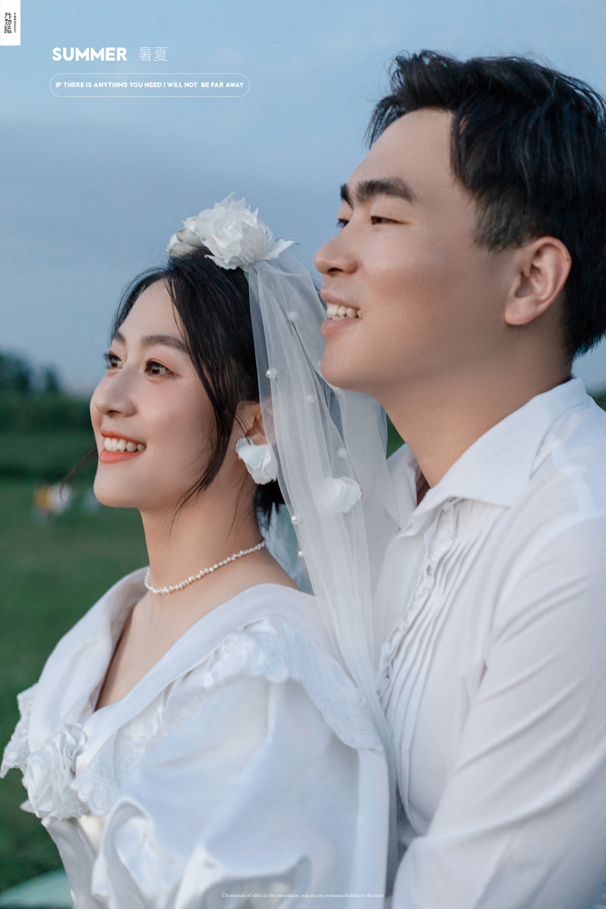 极致情绪！李嘉辉先生李梦瑶女士你的甜蜜婚纱照、极简棚拍  物誌生活、、、婚纱照