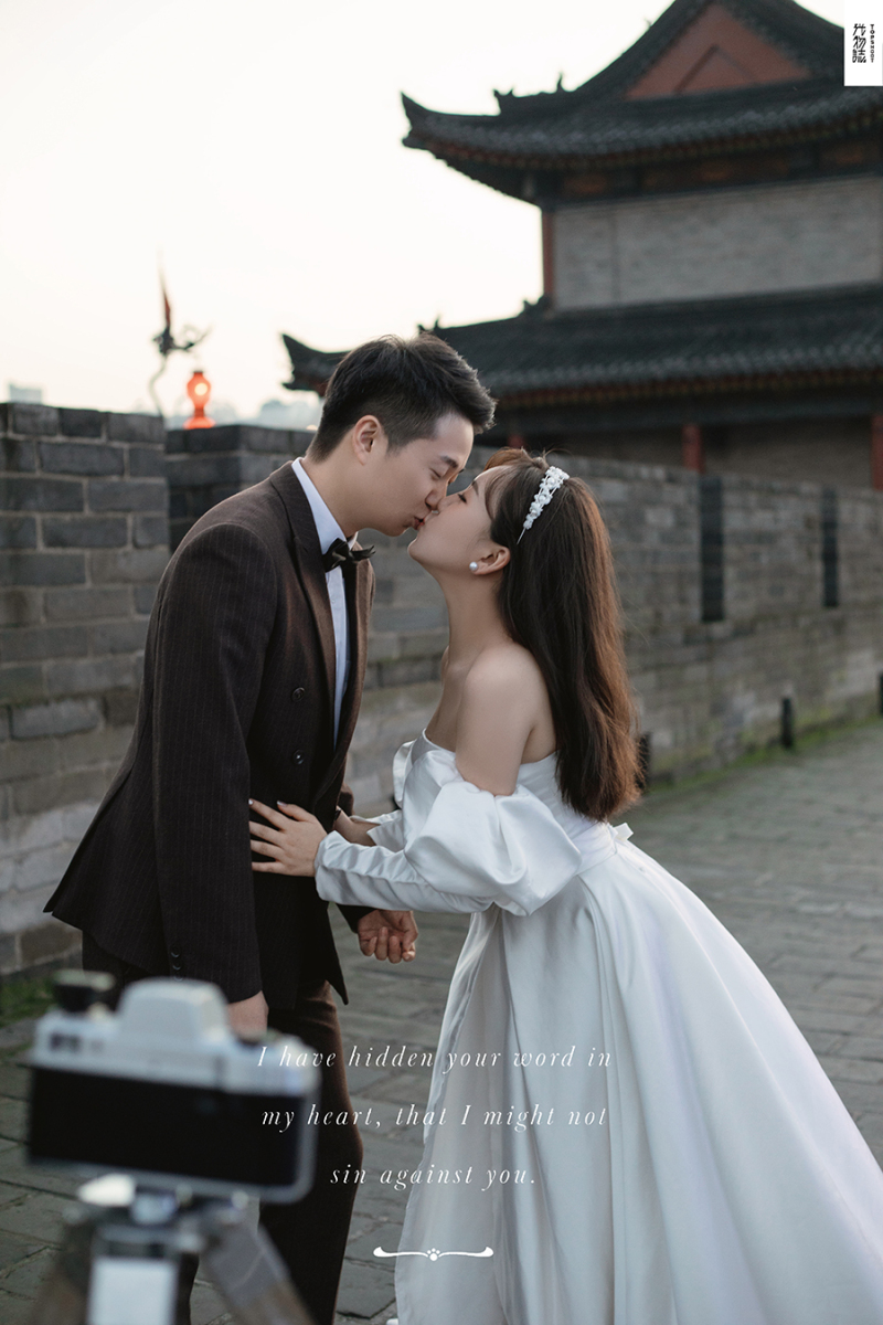 极致情绪！赵阳先生高雨薇女士青春印记婚纱照、物誌生活  电影纪实、、、婚纱照
