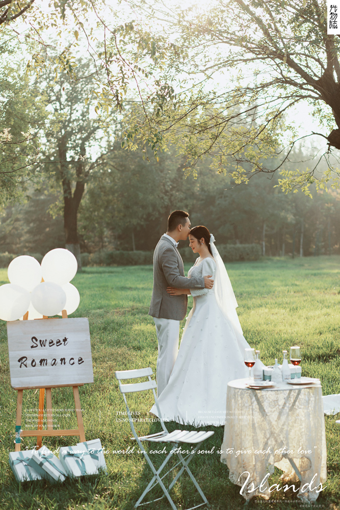 幸福感爆棚杨先生先生李乐女士森系ins风婚纱照、极简棚拍、、、婚纱照