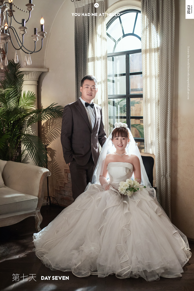 极致情绪！ 武荣汉先生孙蕾女士简约高级感婚纱照、极简棚拍、、、婚纱照