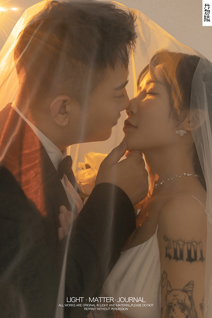 看一点小甜蜜~张先生赖女士唯美浪漫婚纱照、极简棚拍、、、婚纱照
