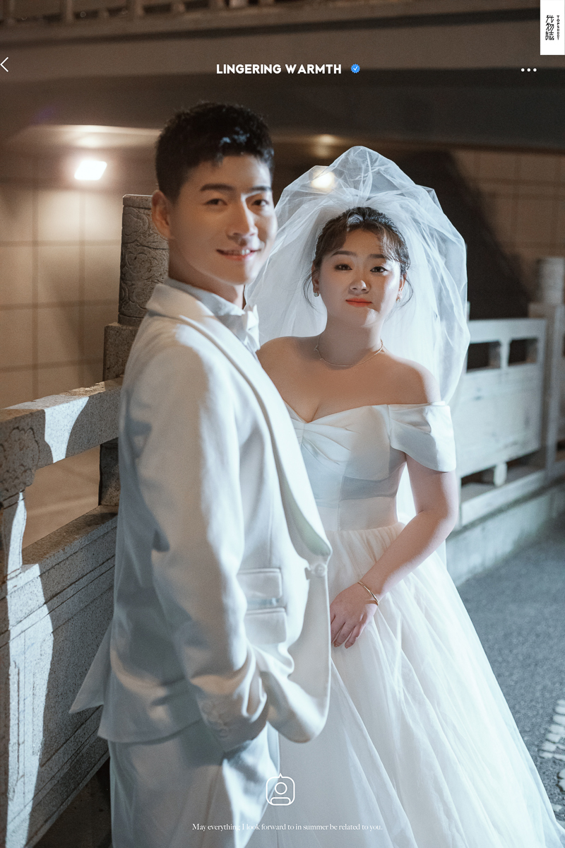 极致情绪！廖景佩先生周凡捷女士又年轻，又有爱婚纱照、极简棚拍、、、婚纱照