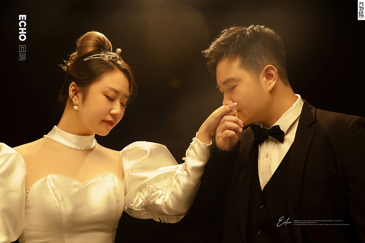 极致情绪！刘杰先生张笑君女士高定仪式感婚纱照、极简棚拍、、、婚纱照