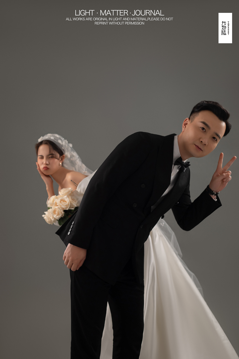 极致情绪！陈鑫先生刘畅女士甜蜜新鲜式婚纱照、极简棚拍、、、婚纱照