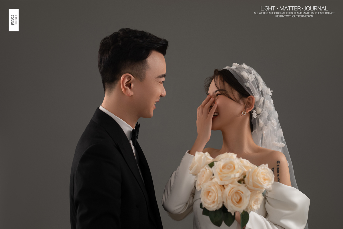 极致情绪！陈鑫先生刘畅女士甜蜜新鲜式婚纱照、极简棚拍、、、婚纱照