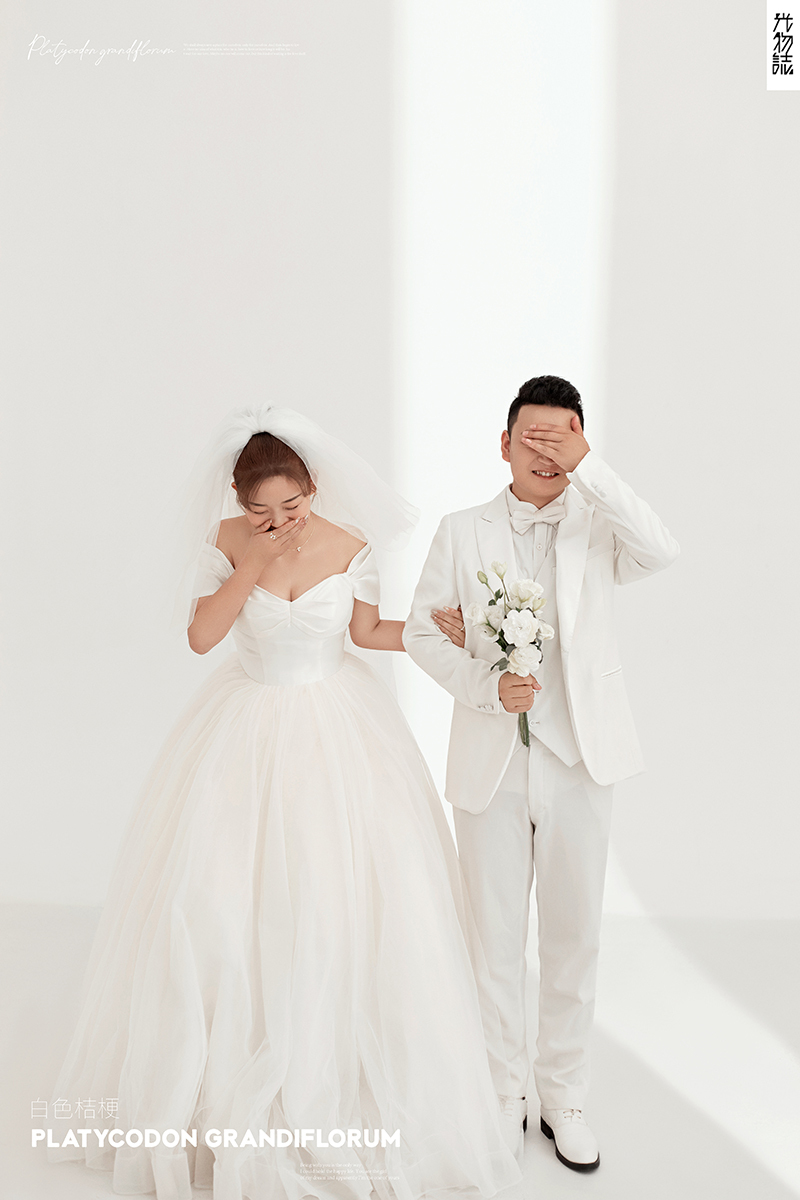 炒鸡甜~黄林先生汤钦钦女士你的甜蜜婚纱照、极简棚拍、、、婚纱照
