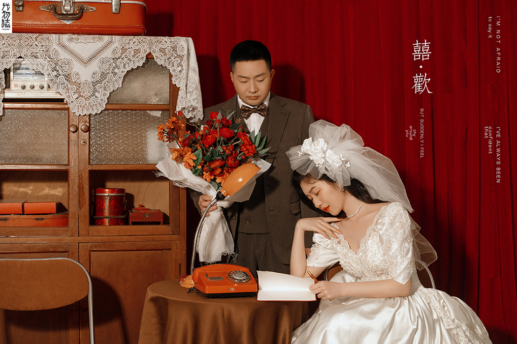 炒鸡甜~王萌先生郑琳女士甜蜜新鲜式婚纱照、极简棚拍  氛围森系、、、婚纱照