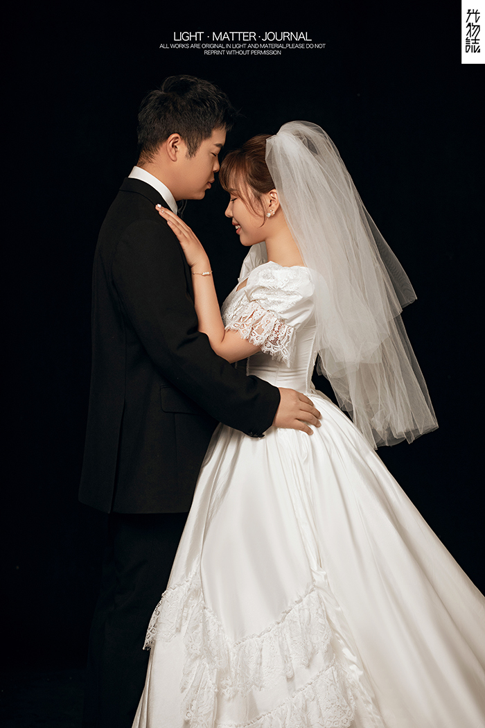 极致情绪！祁汇杰先生汪红莉女士你的甜蜜婚纱照、极简棚拍、、、婚纱照