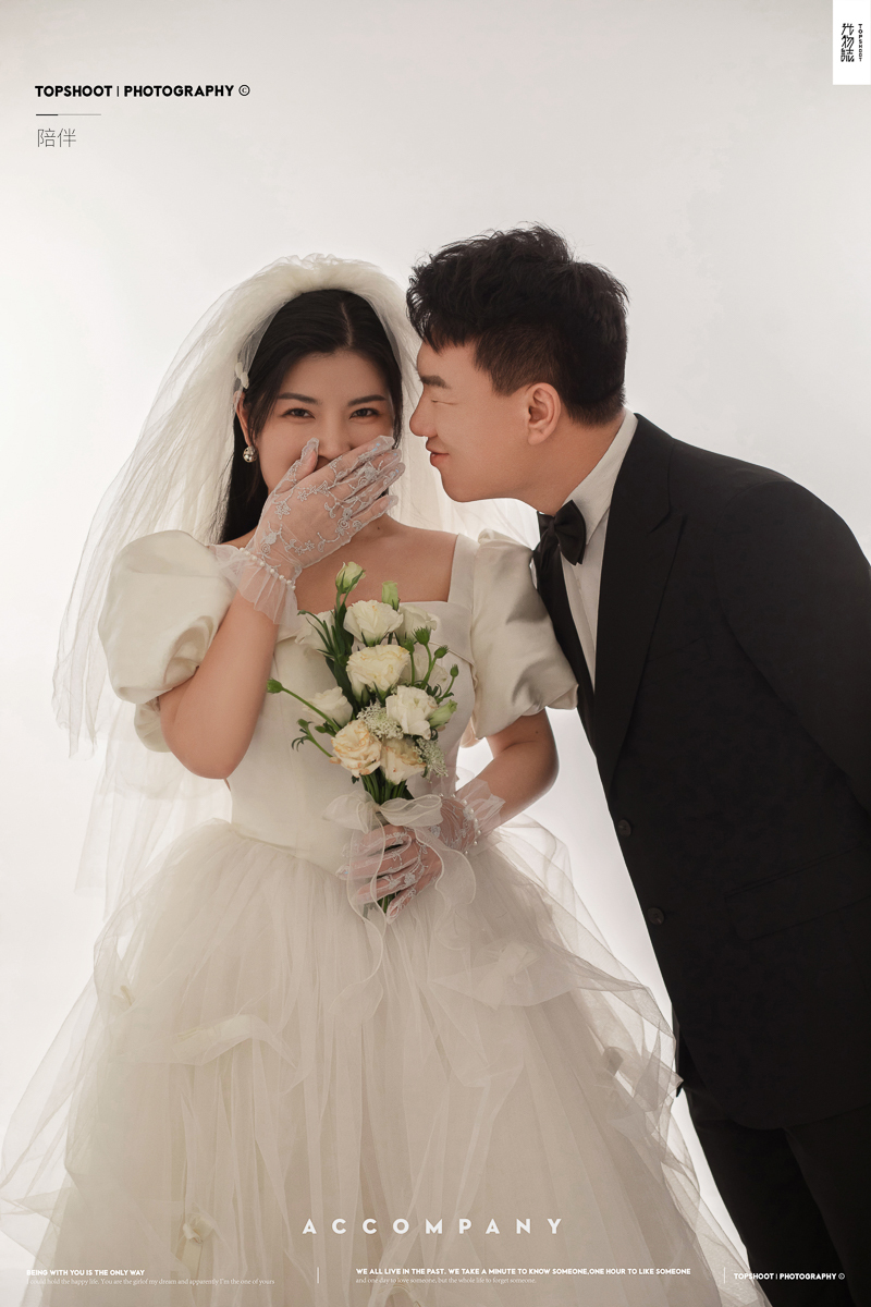 幸福感爆棚吉国祥先生李洁女士甜蜜新鲜式婚纱照、极简棚拍、、、婚纱照