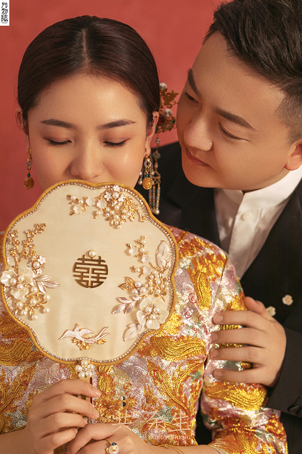 极致情绪！徐荣先生郭敏女士复古民国风婚纱照、极简棚拍、、、婚纱照