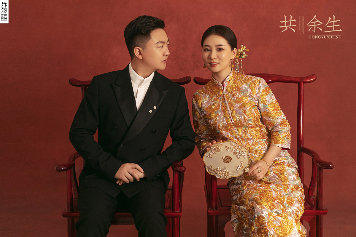 极致情绪！徐荣先生郭敏女士复古民国风婚纱照、极简棚拍、、、婚纱照