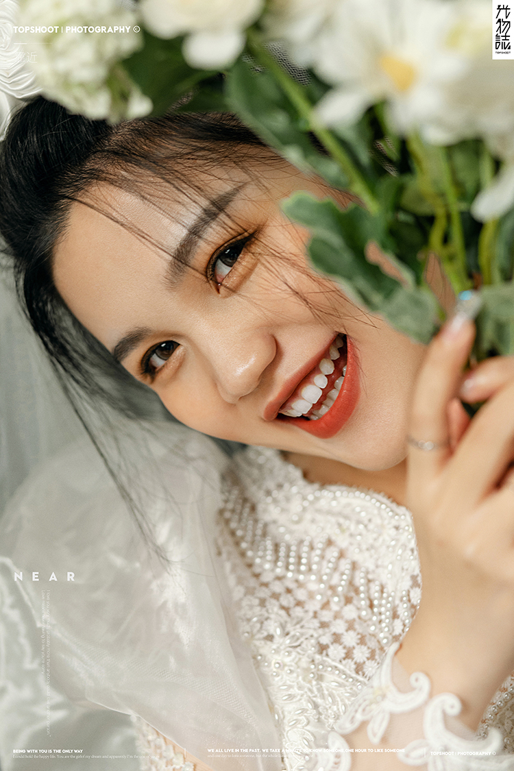 炒鸡甜~王敬乐先生杨怡晨女士你的甜蜜婚纱照、极简棚拍、、、婚纱照