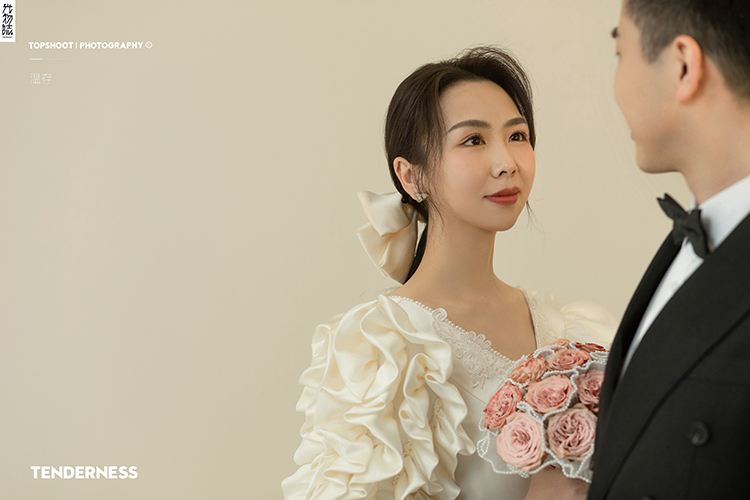 炒鸡甜~徐东升先生马妍女士高定仪式感婚纱照、极简棚拍、、、婚纱照