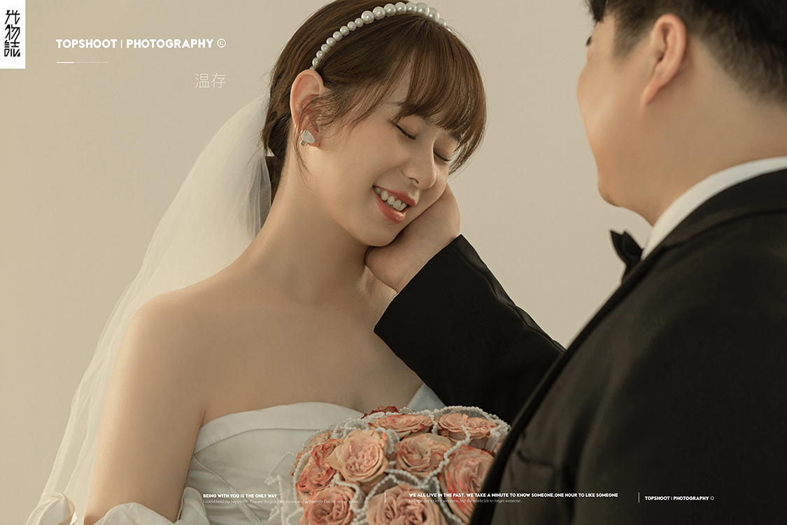 超级甜腻！梁童飞先生张雪女士高定仪式感婚纱照、极简棚拍、、、婚纱照