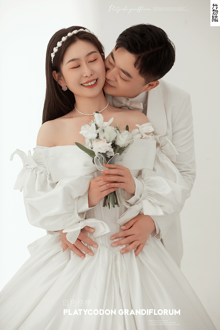 极致情绪！郭宇先生王璐女士高定仪式感婚纱照、极简棚拍、、、婚纱照