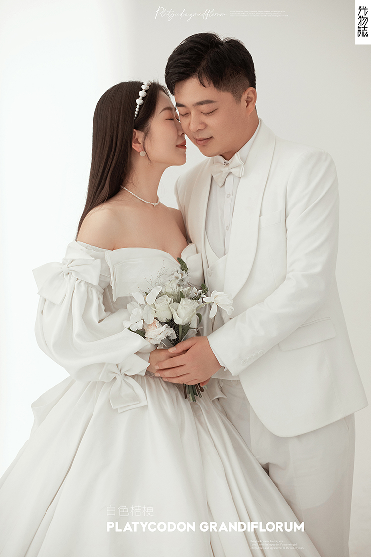 极致情绪！郭宇先生王璐女士高定仪式感婚纱照、极简棚拍、、、婚纱照