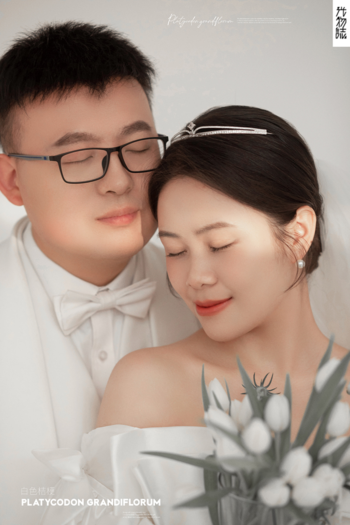 炒鸡甜~李振先生全诗意女士你的甜蜜婚纱照、极简棚拍、、、婚纱照
