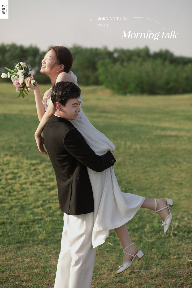 小小小清新:)沈万龙先生刘晨雪女士你的甜蜜婚纱照、极简棚拍、、、婚纱照