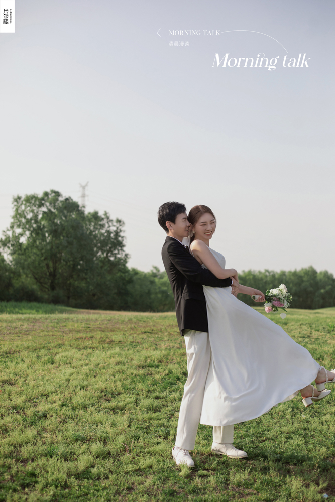 小小小清新:)沈万龙先生刘晨雪女士你的甜蜜婚纱照、极简棚拍、、、婚纱照