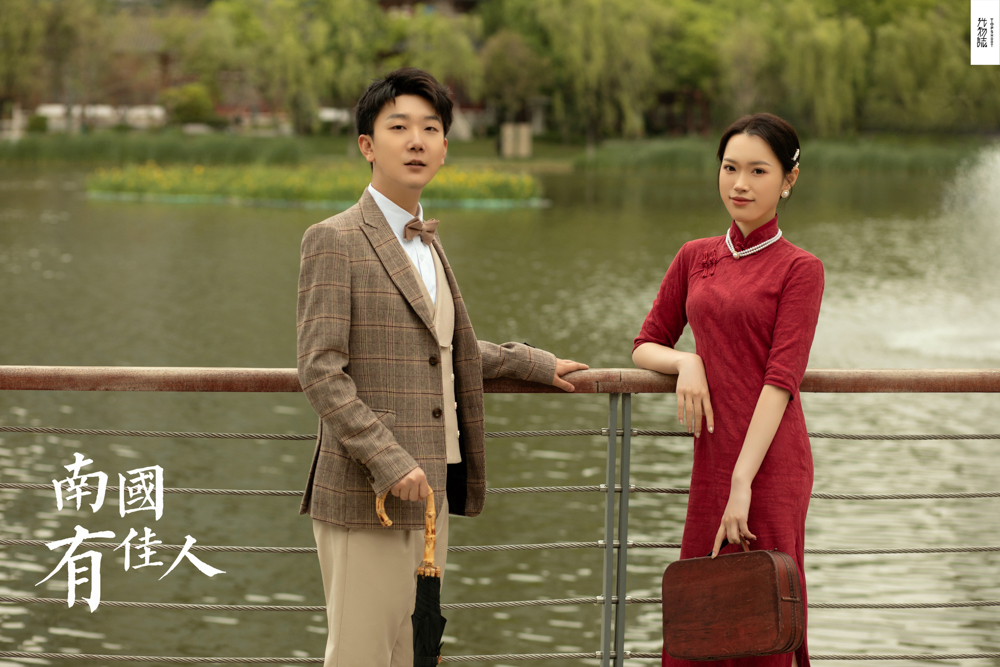 美到心里~ 李浩然先生冯瑞鑫女士复古民国风婚纱照、极简棚拍、、、婚纱照