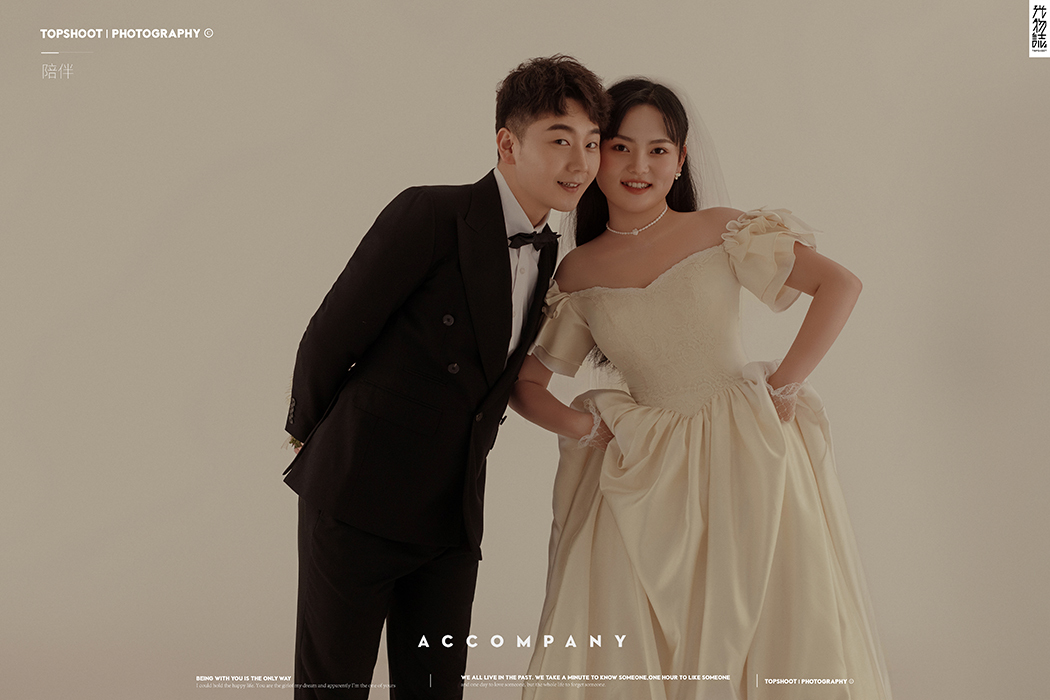 极致情绪！王嘉先生吴镇婕女士你的甜蜜婚纱照、极简棚拍、、、婚纱照